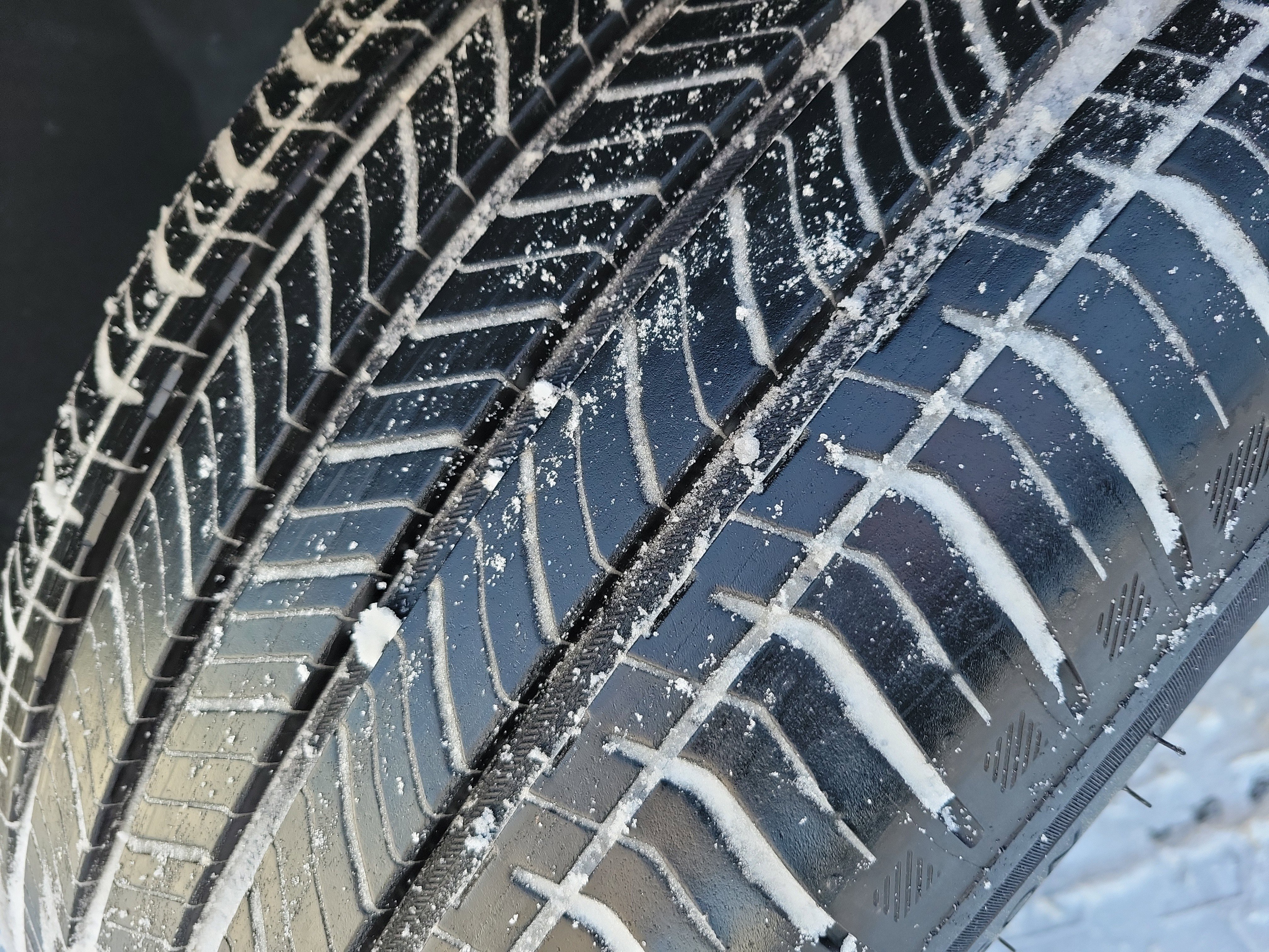 Used 2025 Chevrolet Equinox EV LT w/ Convenience Package image 13