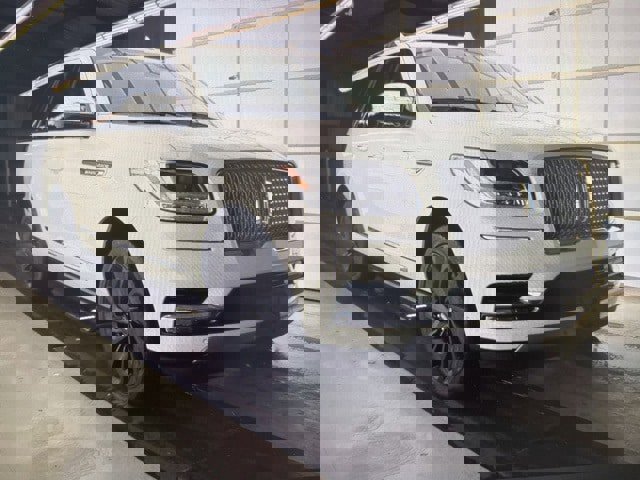 Used 2021 Lincoln Navigator L Black Label w/ Cargo Convenience Package