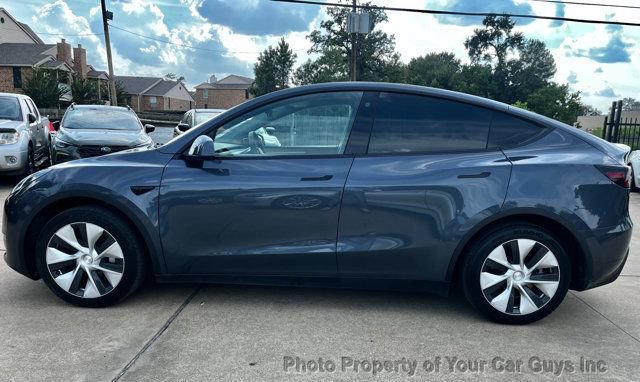 Used 2023 Tesla Model Y AWD image 11