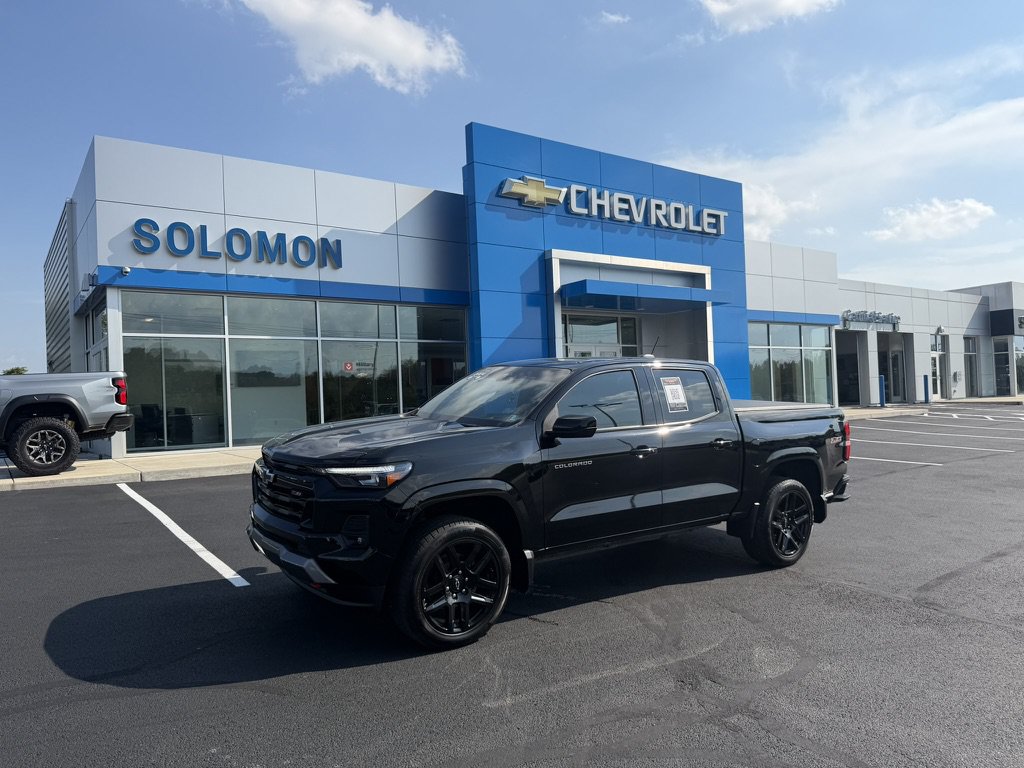 Certified 2024 Chevrolet Colorado Z71 w/ Z71 Convenience Package 2