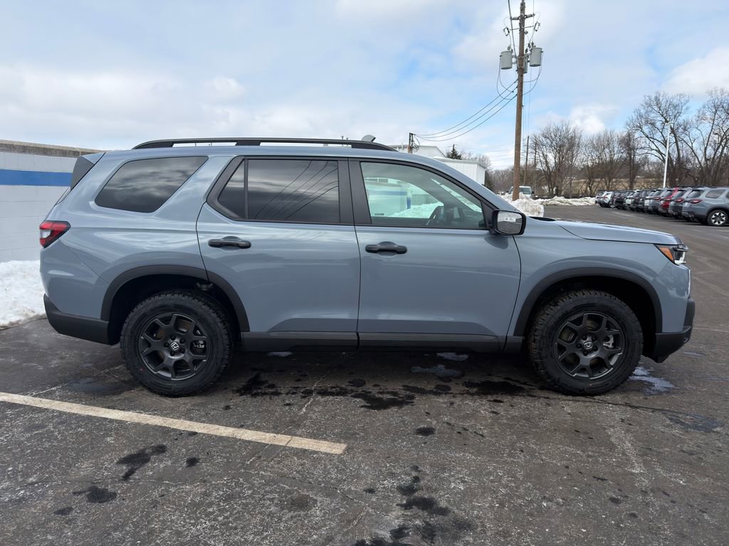 Used 2026 Honda Pilot TrailSport image 6