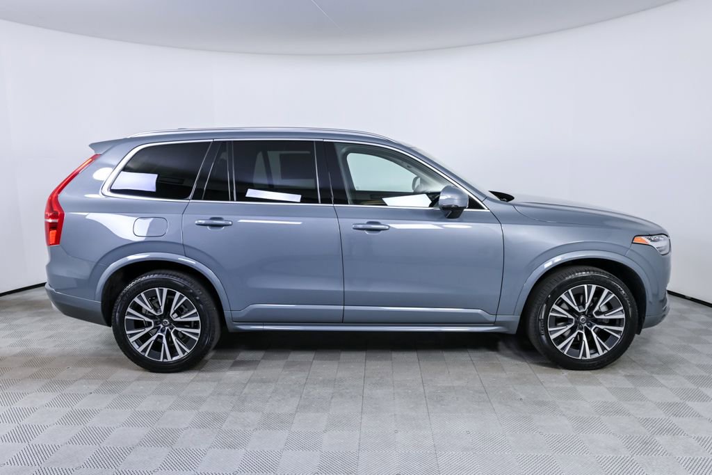 Certified 2022 Volvo XC90 T6 Momentum w/ Protection Package Premier AWD/4WD image 27