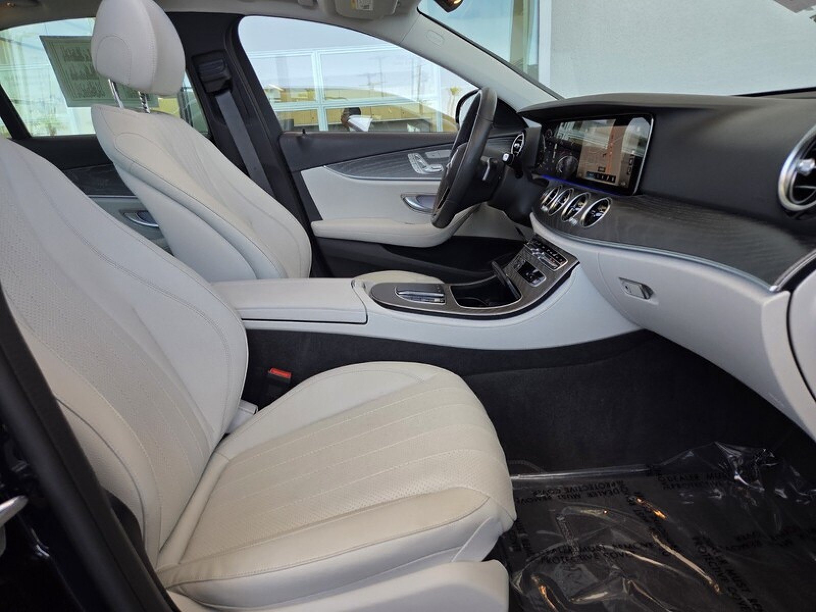 Certified 2022 Mercedes-Benz E 350 Sedan image 19