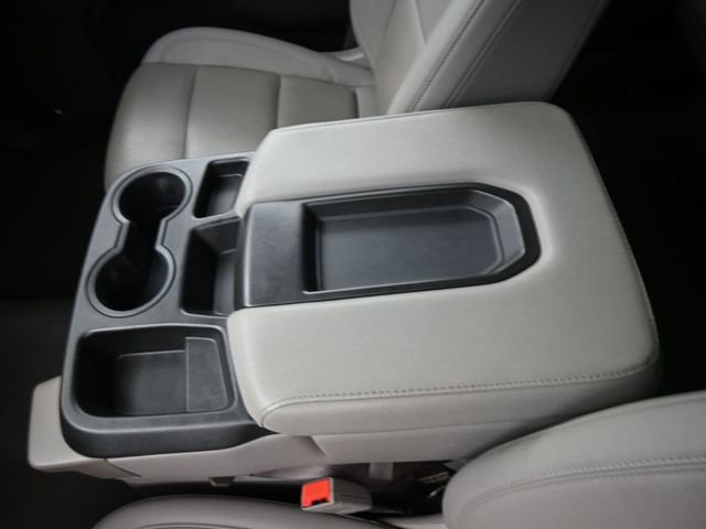 Used 2024 GMC Sierra 1500 SLT image 9