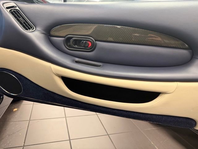 Used 2001 Aston Martin DB7 Vantage image 16