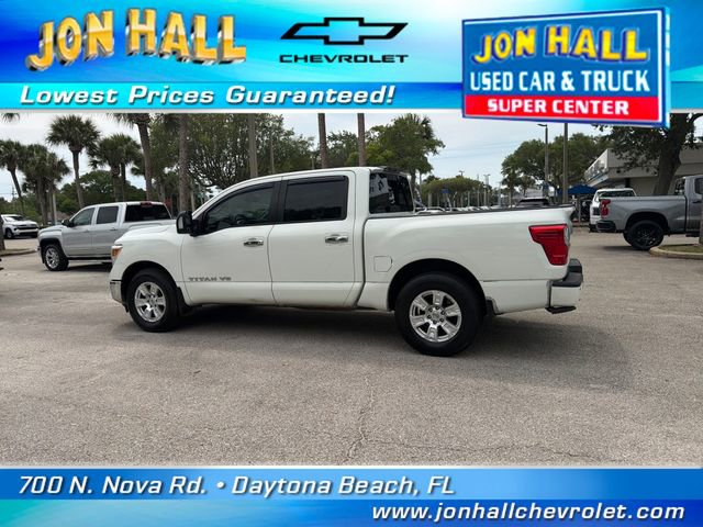 Used 2018 Nissan Titan SV w/ SV Convenience Package RWD image 7
