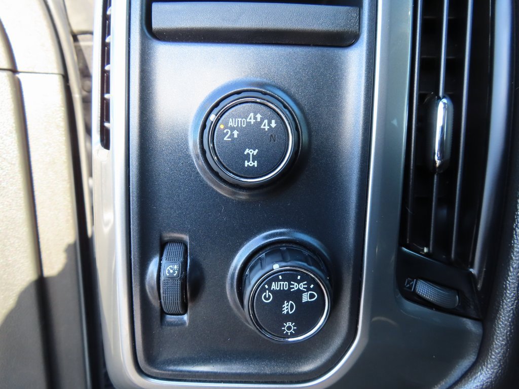 Certified 2018 Chevrolet Silverado 1500 LT w/ All Star Edition image 12