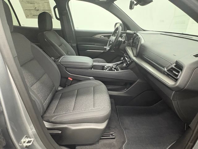 New 2026 Chevrolet Traverse LT w/ Midnight/Sport Edition FWD image 37