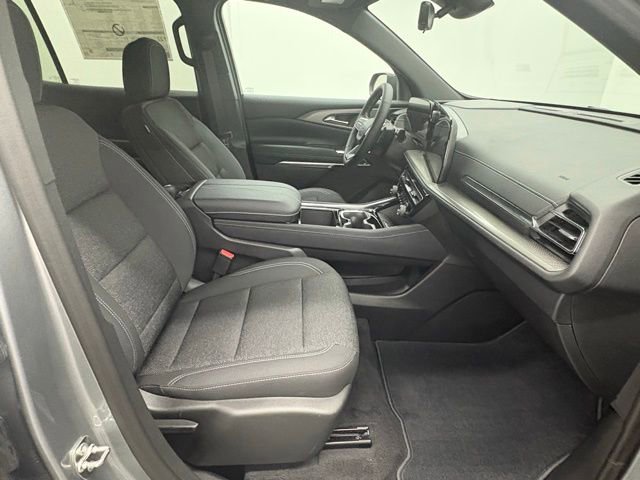 New 2026 Chevrolet Traverse LT w/ Midnight/Sport Edition FWD image 37