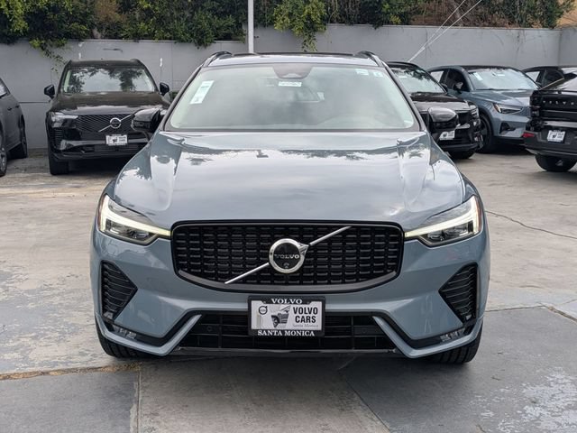 Certified 2024 Volvo XC60 B5 Plus w/ Protection Package Premier AWD/4WD image 8