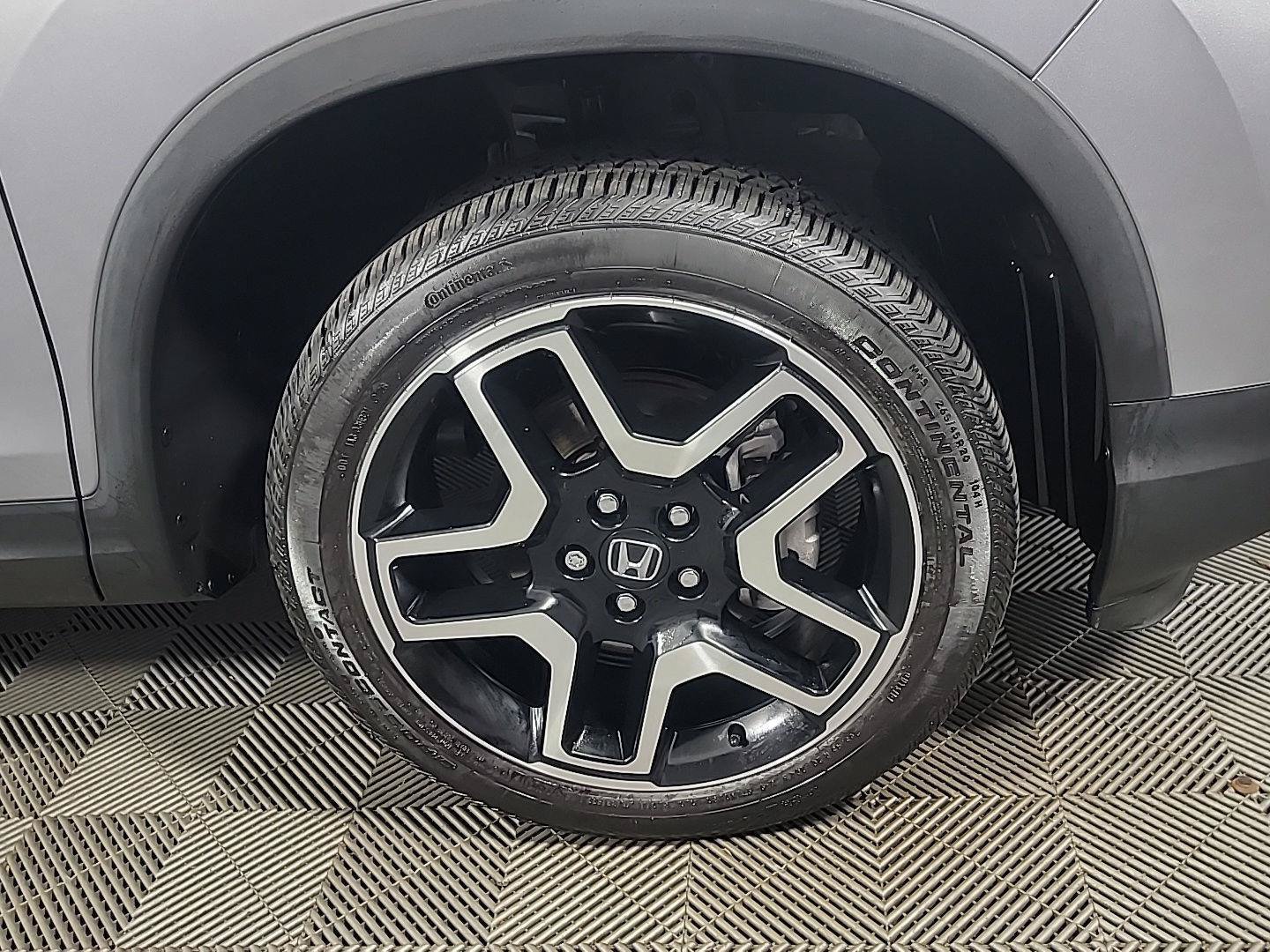 Certified 2023 Honda Passport Elite image 3