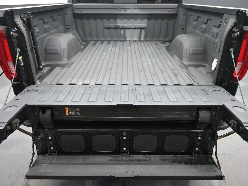 Used 2021 GMC Sierra 1500 Denali w/ Driver Alert Package II image 9