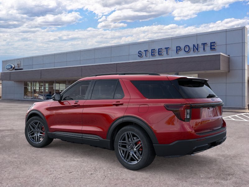 Used 2026 Ford Explorer ST-Line w/ ST-Line Street Pack AWD/4WD image 4
