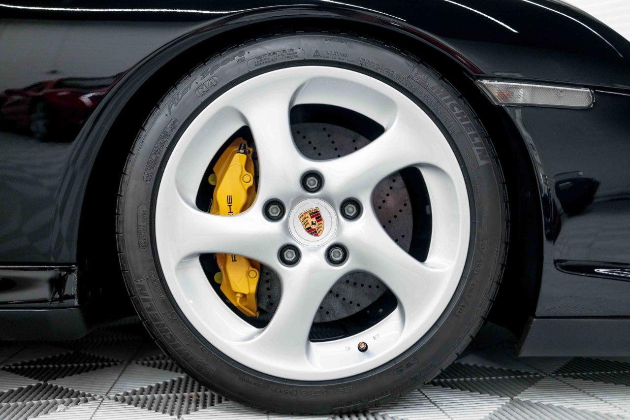 Used 2002 Porsche 911 GT2 RWD image 37