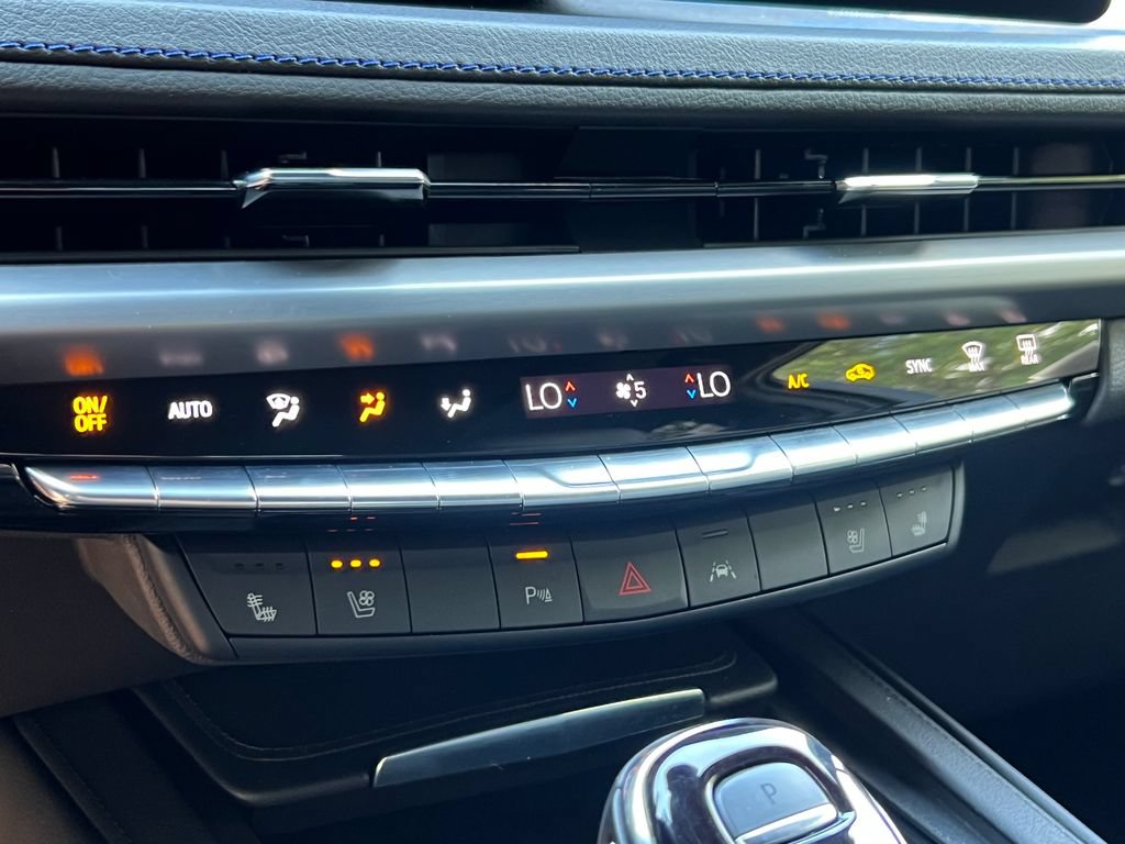 Certified 2024 Cadillac XT4 Sport AWD/4WD image 31