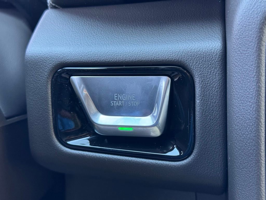 New 2026 GMC Yukon Elevation image 29