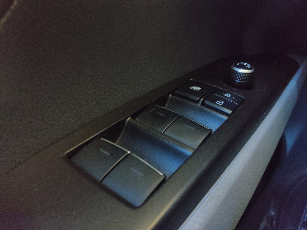 Used 2021 Toyota Camry XLE w/ Navigation Upgrade Package FWD image 27