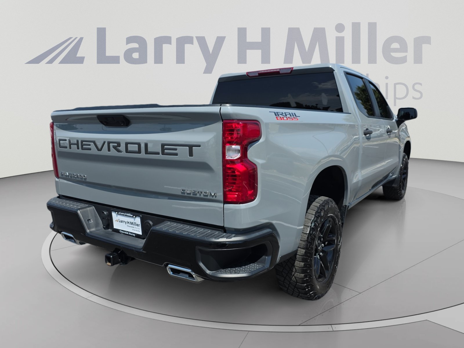 Used 2024 Chevrolet Silverado 1500 Custom Trail Boss AWD/4WD image 5
