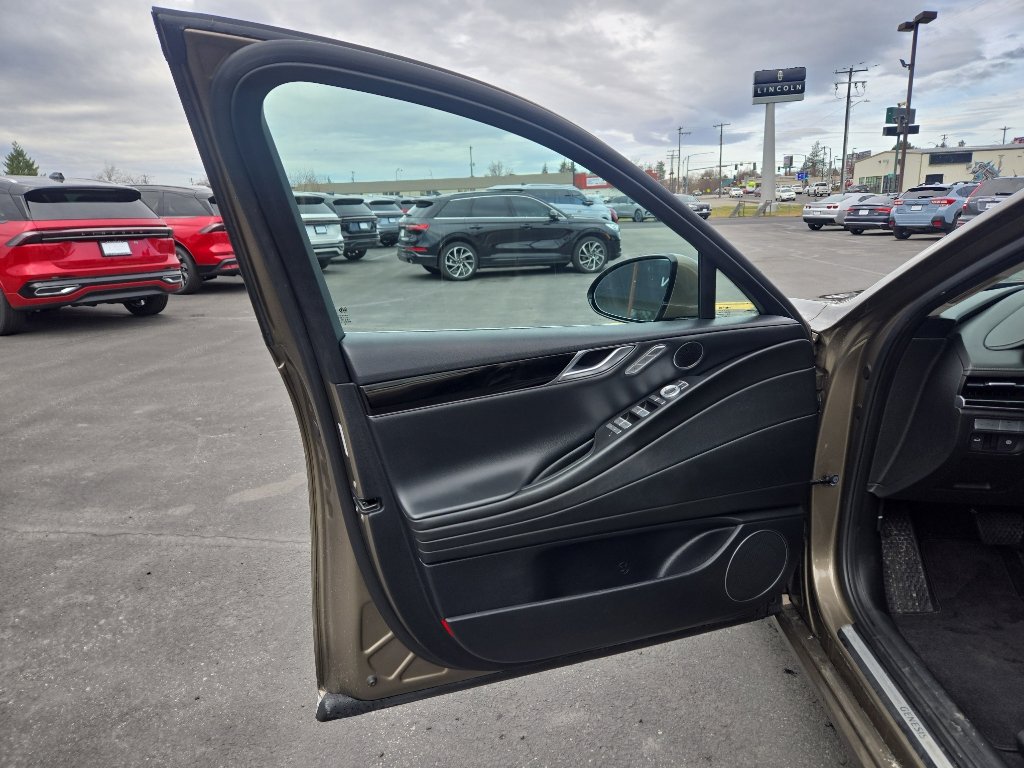 Used 2023 Genesis G80 2.5T image 11