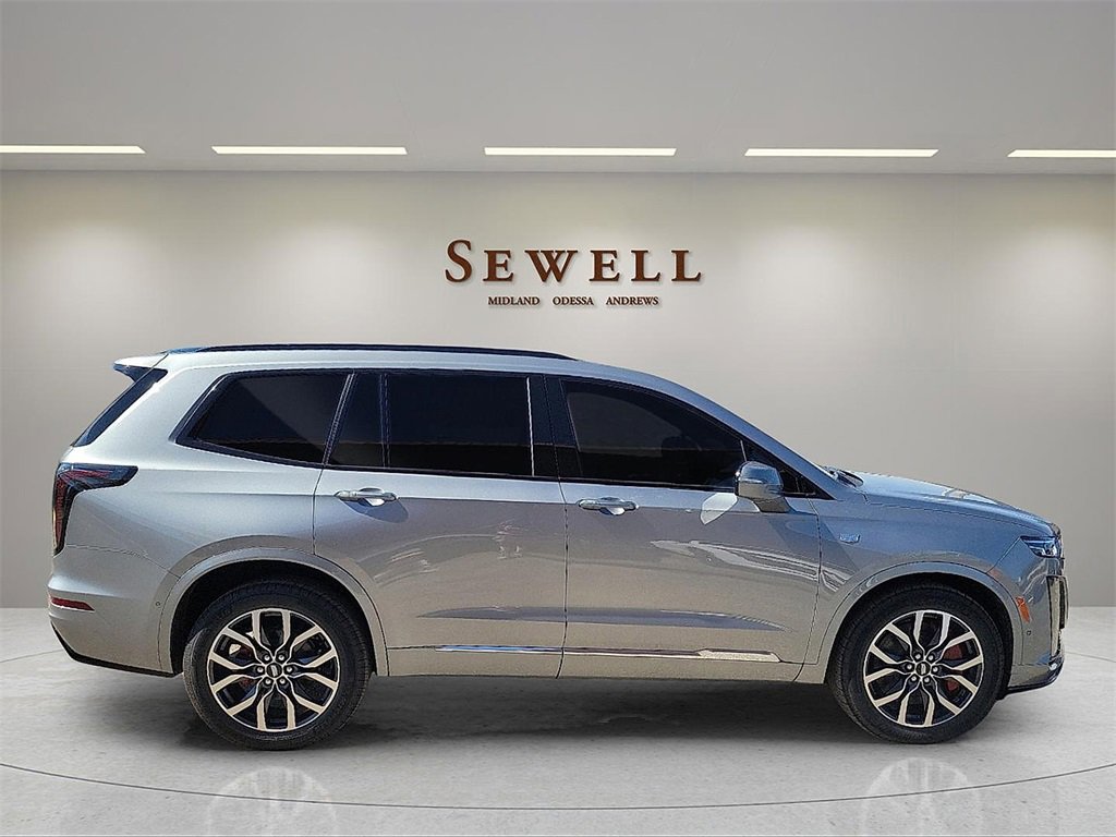 New 2025 Cadillac XT6 Sport w/ Technology Package image 6
