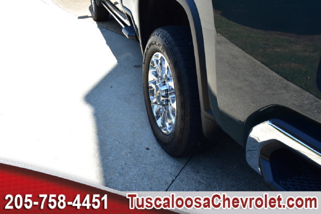 Used 2025 Chevrolet Silverado 2500 LTZ w/ LTZ Premium Package AWD/4WD image 16