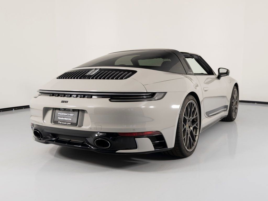 Certified 2022 Porsche 911 Targa 4S image 11