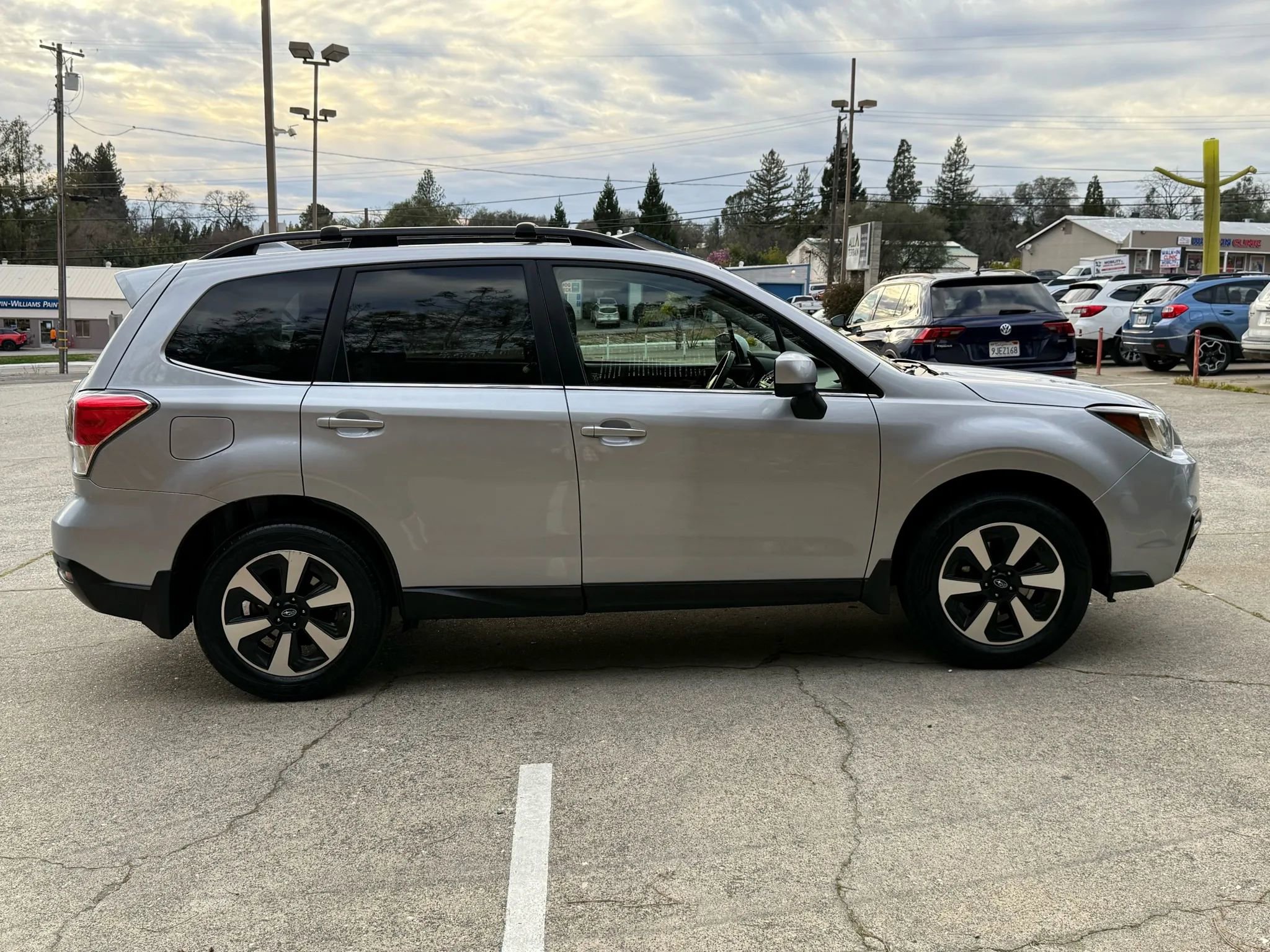 Used 2017 Subaru Forester 2.5i Limited image 10