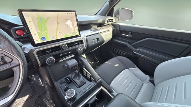 Used 2025 Toyota Tacoma TRD Off-Road AWD/4WD image 24