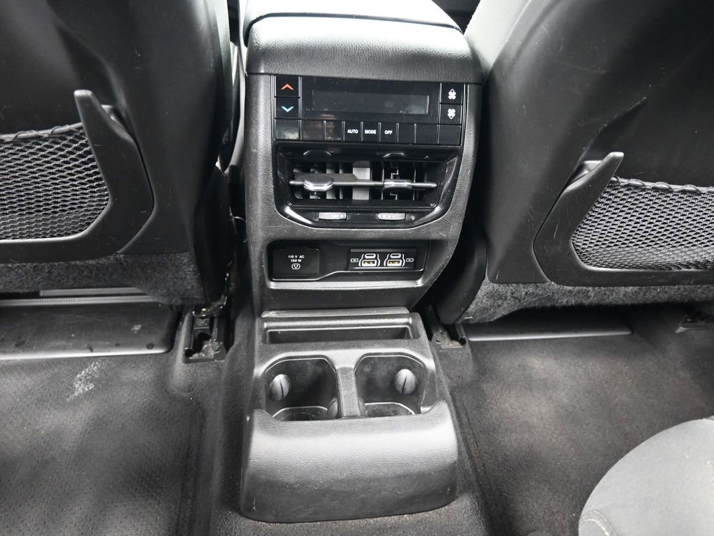 Used 2021 Jeep Grand Cherokee L Laredo w/ Luxury Tech Group I image 37