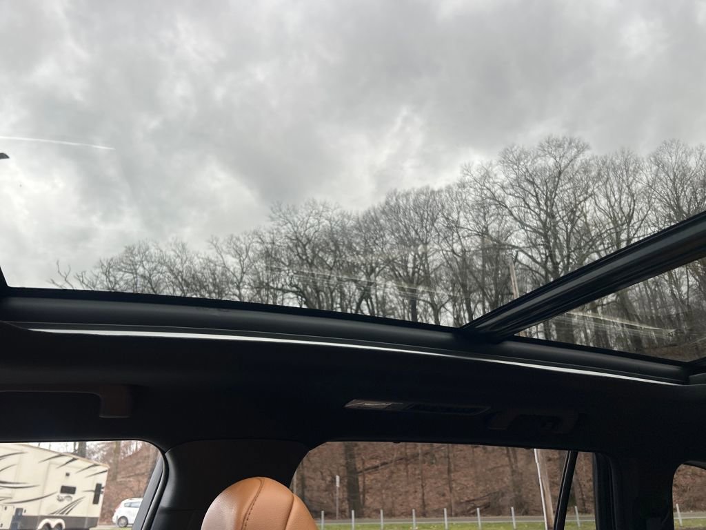 Certified 2025 Toyota Highlander Platinum image 15