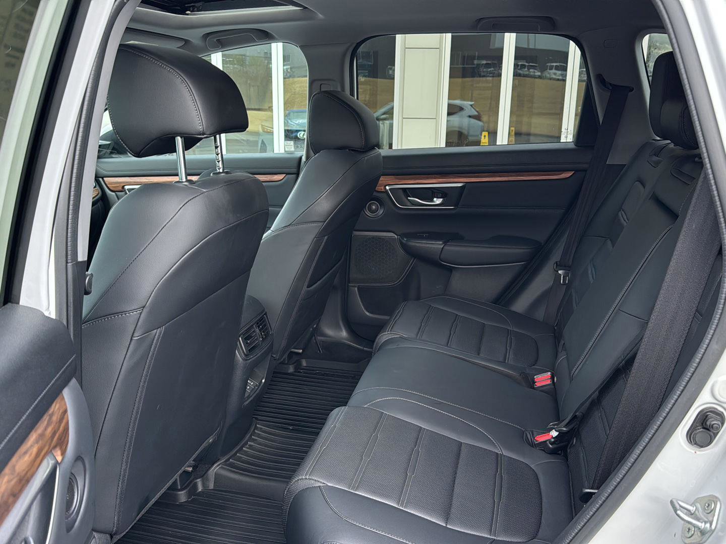 Used 2022 Honda CR-V EX-L image 9