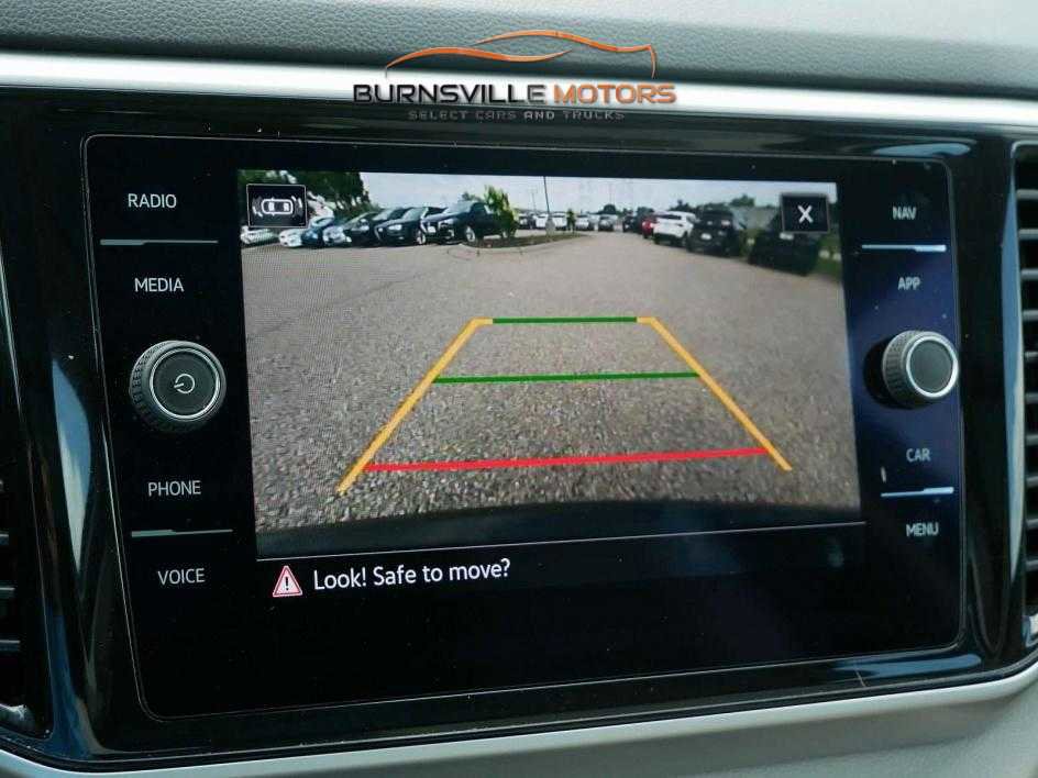 Used 2021 Volkswagen Atlas SEL image 31