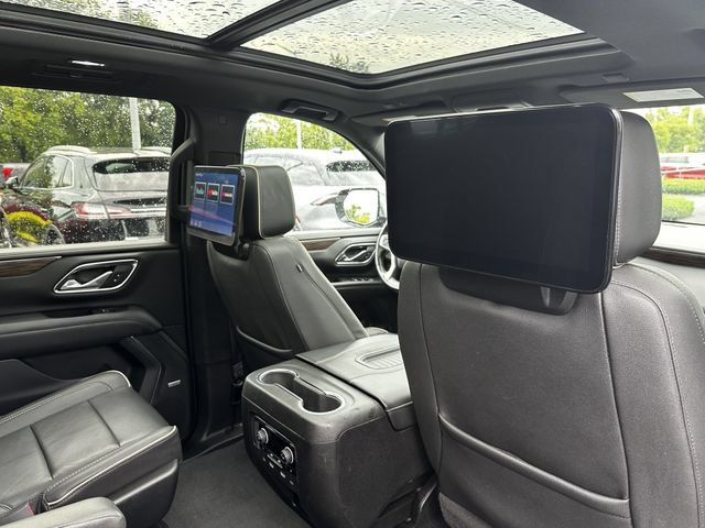 Used 2023 Chevrolet Suburban Premier w/ Advanced Technology Package AWD/4WD image 40
