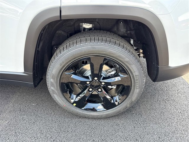 New 2025 Jeep Grand Cherokee Limited w/ Black Appearance Package image 6