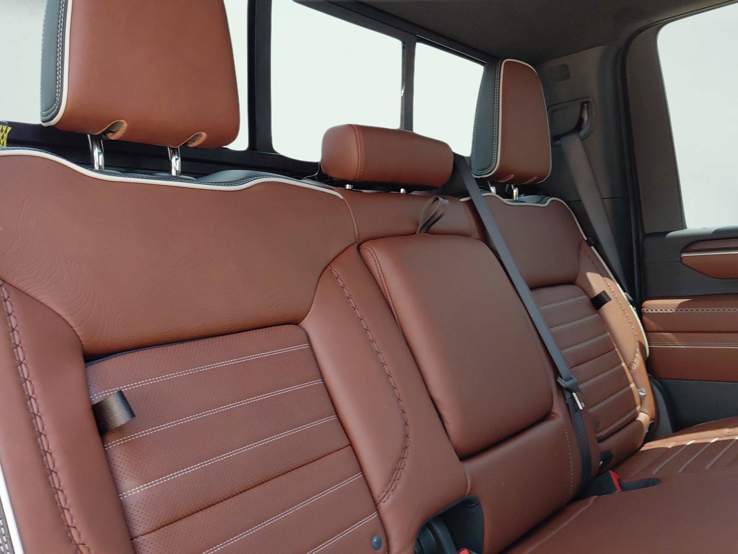 New 2026 GMC Sierra 2500 Denali Ultimate AWD/4WD image 15