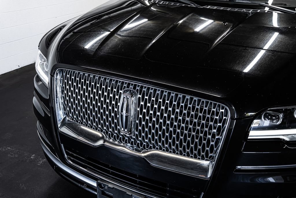 Used 2024 Lincoln Navigator L 4WD image 10