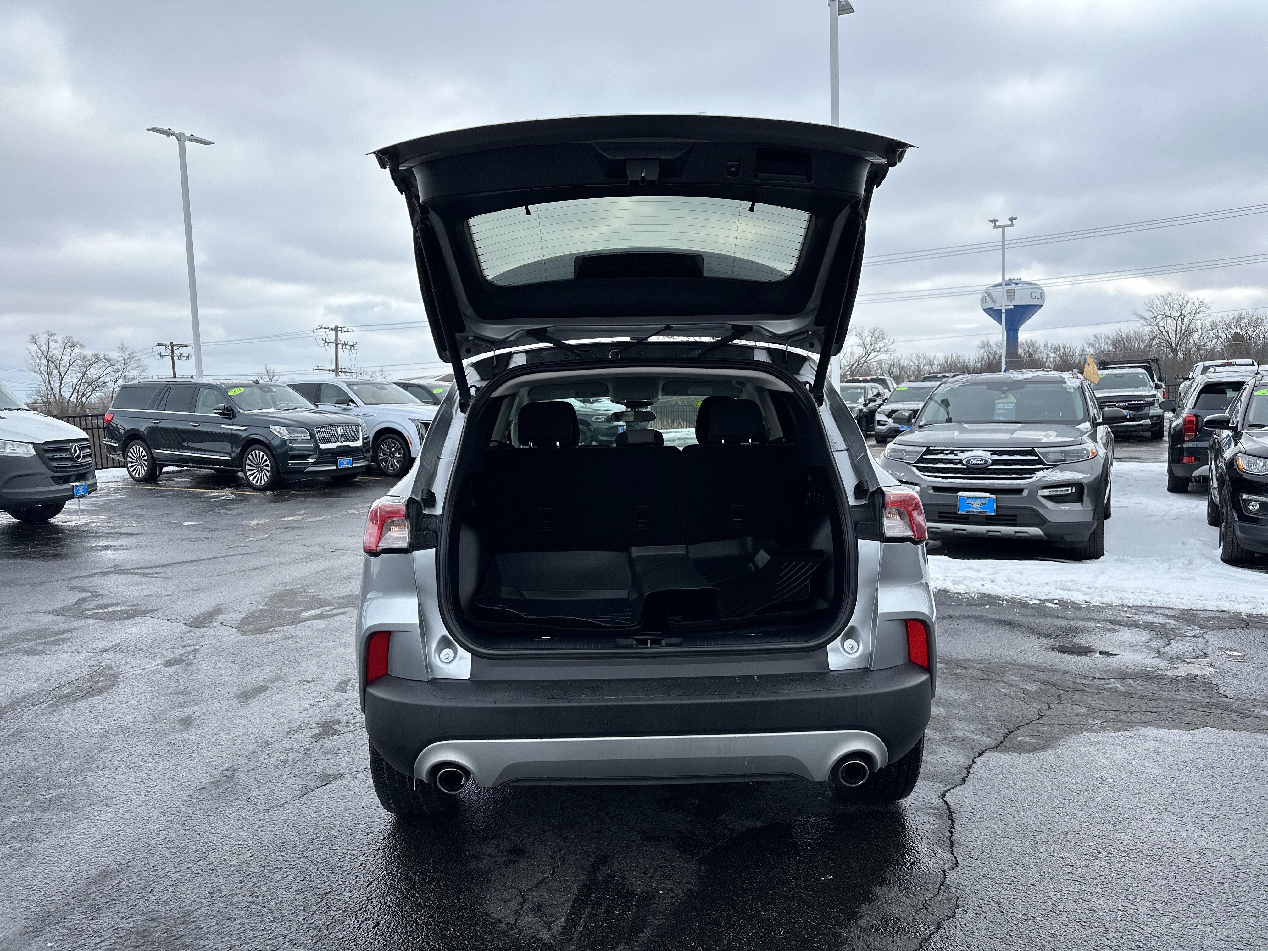 Used 2022 Ford Escape SE w/ Convenience Package image 5