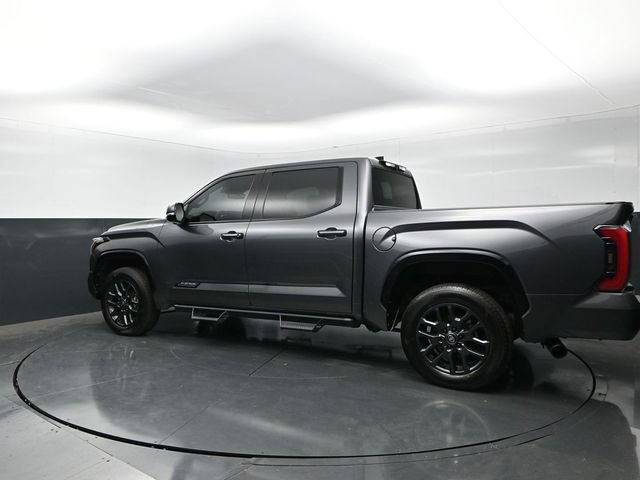 Used 2023 Toyota Tundra Platinum AWD/4WD image 2