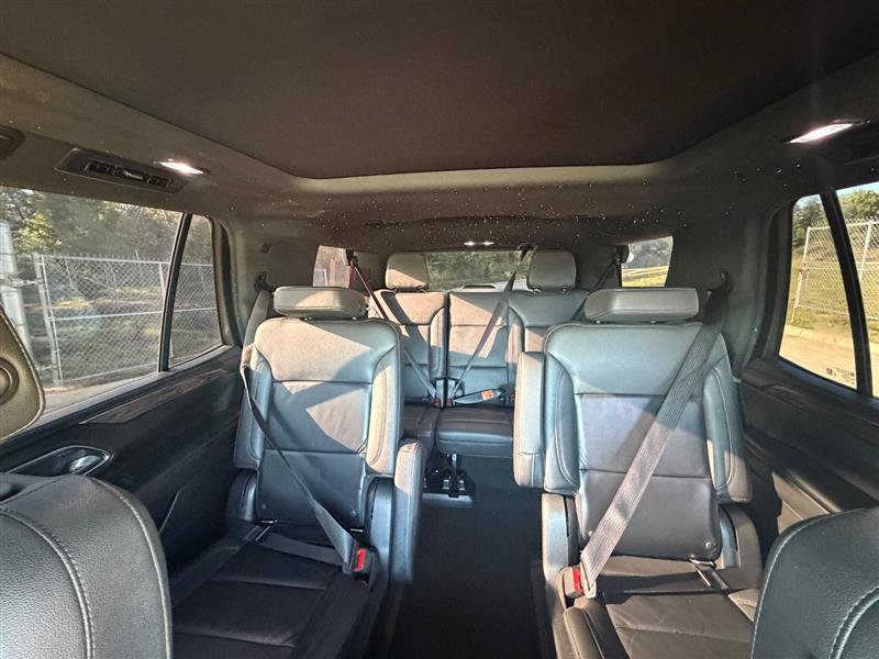 Used 2022 Chevrolet Tahoe LT AWD/4WD image 16