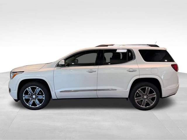 Used 2019 GMC Acadia Denali w/ Technology Package FWD image 6