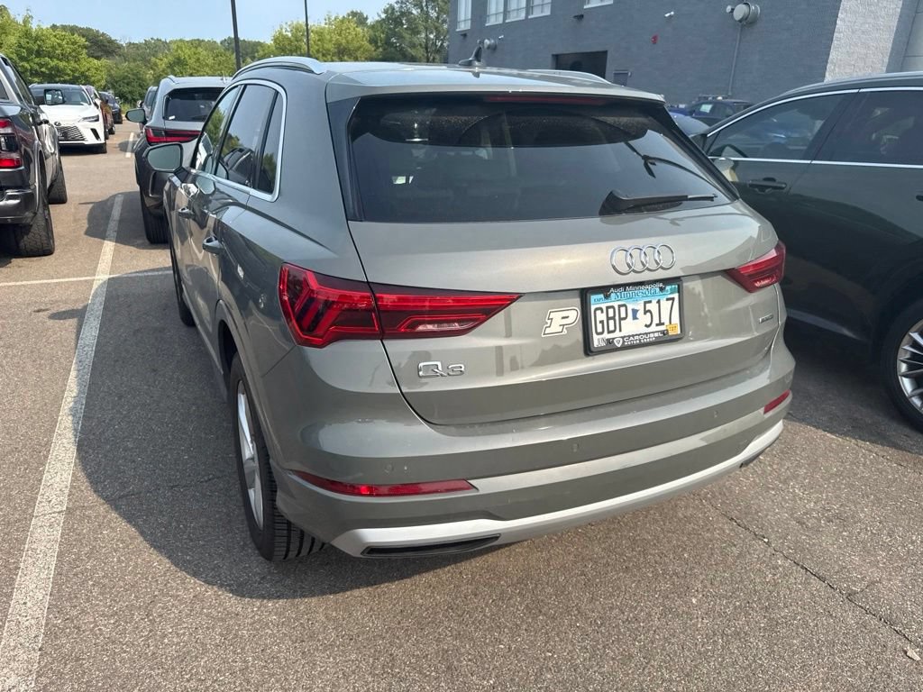 Used 2020 Audi Q3 2.0T Premium w/ Convenience Package AWD/4WD image 14