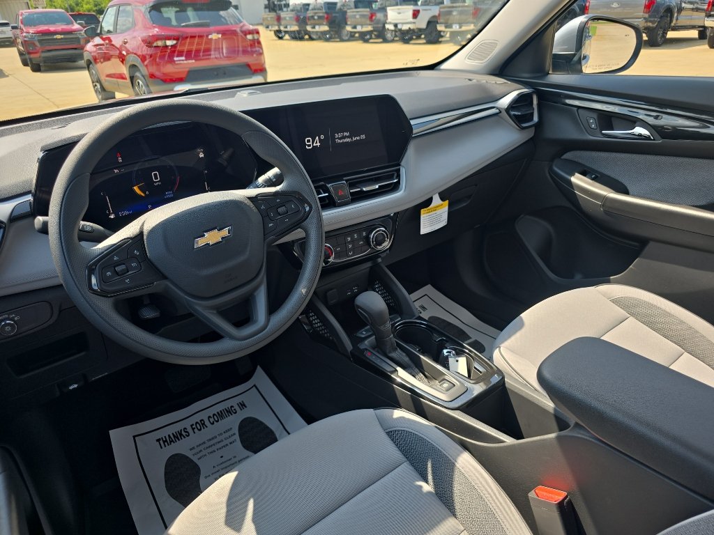 New 2026 Chevrolet TrailBlazer LT w/ Driver Confidence Package FWD image 9