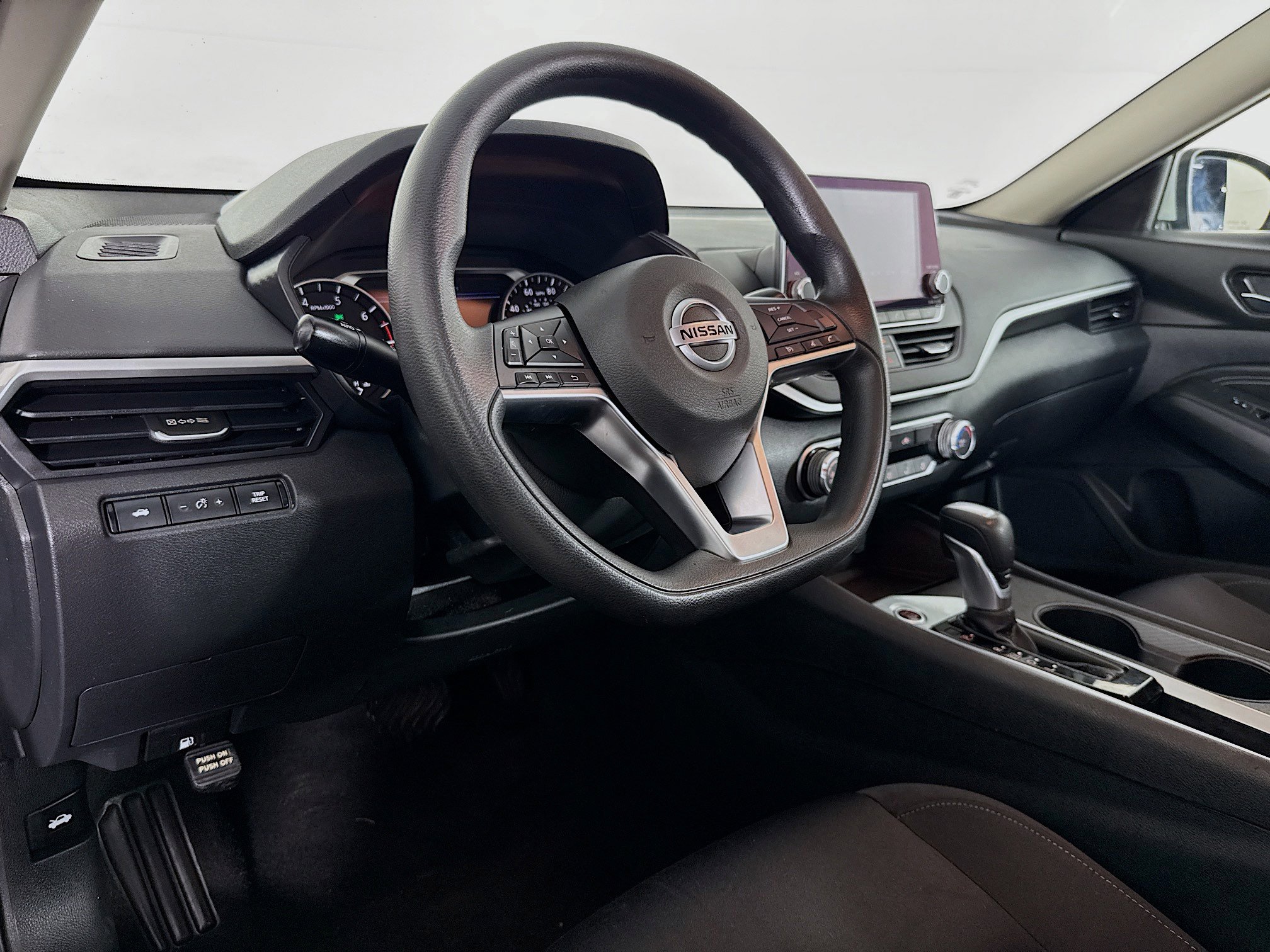 Used 2019 Nissan Altima 2.5 S FWD image 22