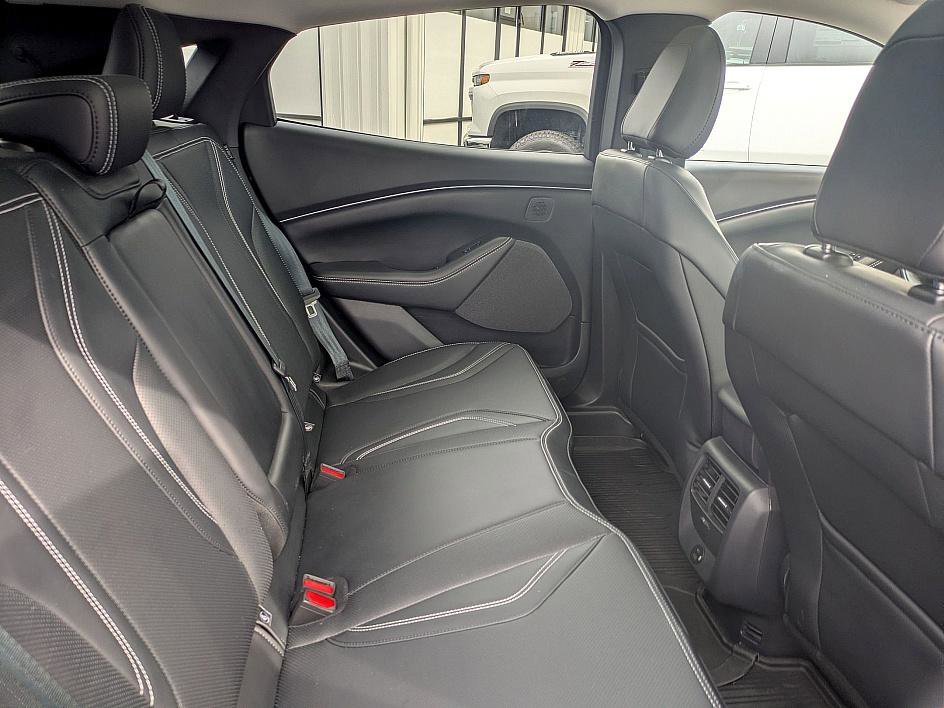 Used 2023 Ford Mustang Mach-E Premium image 30