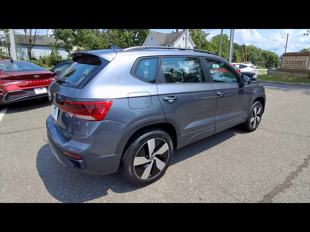 Used 2024 Volkswagen Taos S AWD/4WD image 8