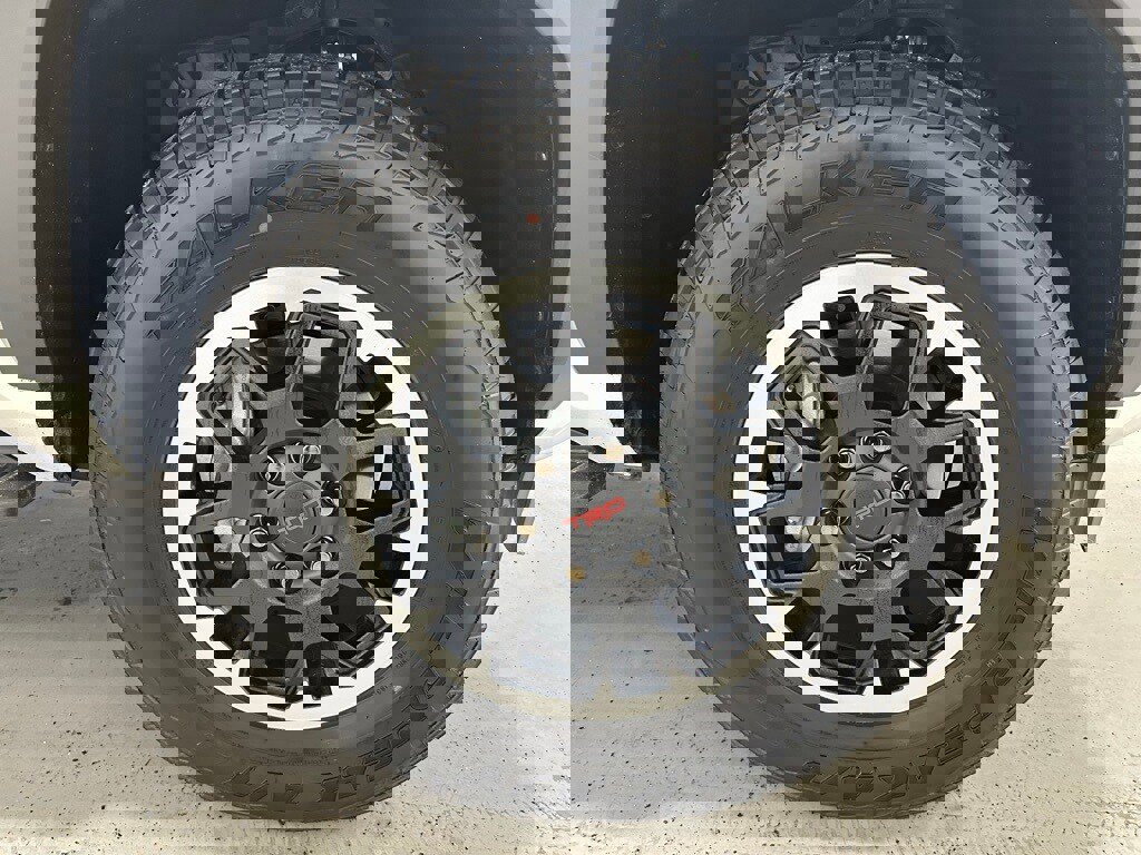 Used 2025 Toyota 4Runner TRD Off-Road image 59