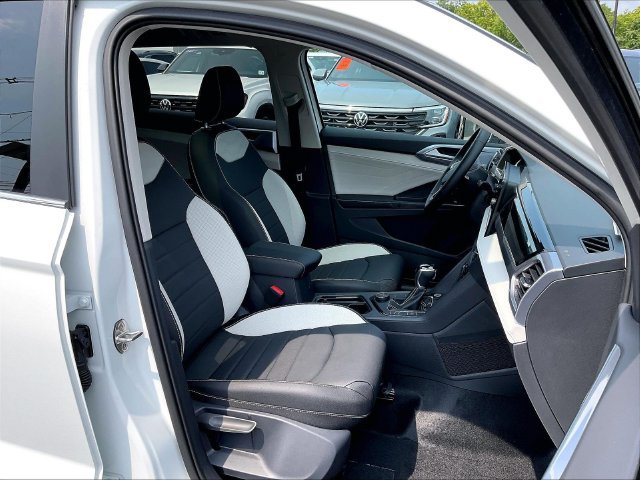 New 2026 Volkswagen Taos SEL AWD/4WD image 13
