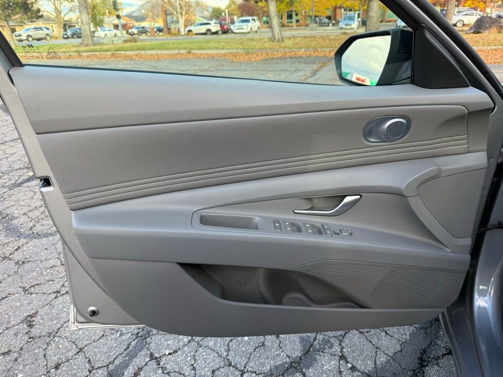 New 2026 Hyundai Elantra SEL Sport image 10
