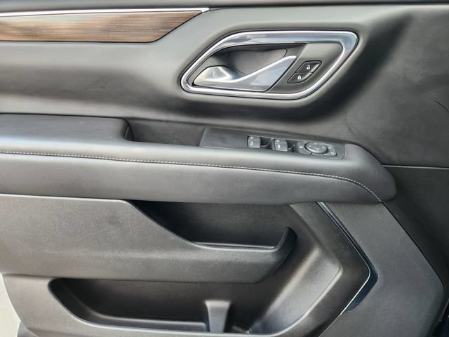Used 2022 GMC Yukon XL SLE RWD image 25