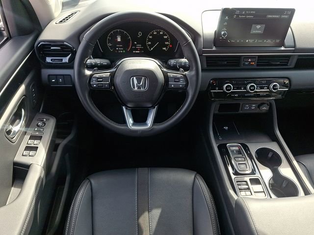 Certified 2025 Honda Pilot EX-L image 13